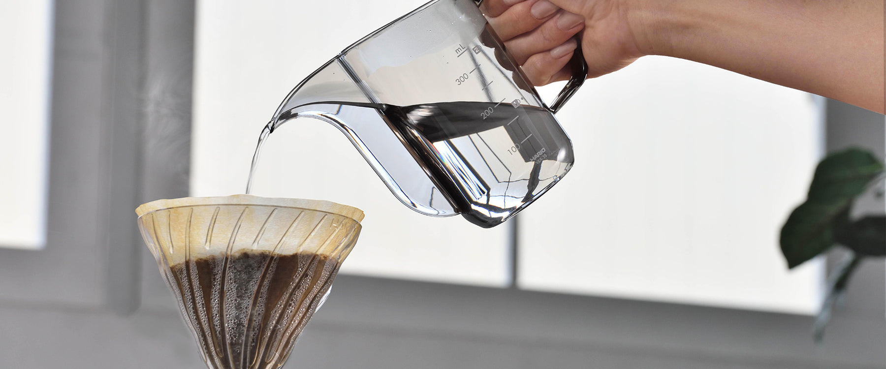 V60 Drip Kettle AIR: The most budget-friendly way to elevate your pour over